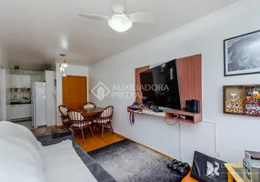 Foto 1 de Apartamento com 1 Quarto à venda, 47m² em Jardim do Salso, Porto Alegre