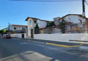 Foto 1 de Casa de Condomínio com 4 Quartos à venda, 160m² em Passaré, Fortaleza