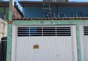 Foto 1 de Casa com 2 Quartos para alugar, 70m² em Vila Aruja, Arujá
