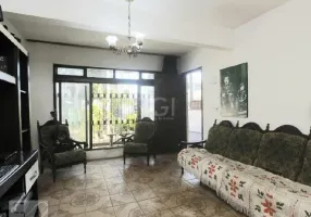 Foto 1 de Casa com 3 Quartos à venda, 121m² em Passo da Areia, Porto Alegre