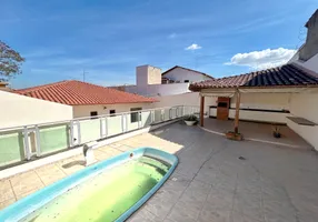 Foto 1 de Casa com 3 Quartos à venda, 280m² em Novo Guarujá, Betim