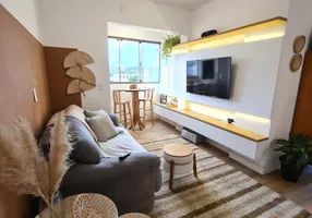 Foto 1 de Apartamento com 3 Quartos à venda, 75m² em Pinheirinho, Criciúma