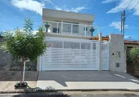 Foto 1 de Casa com 3 Quartos à venda, 200m² em Jardim Novo Bongiovani, Presidente Prudente