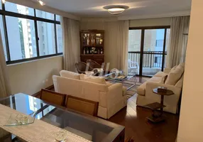 Foto 1 de Apartamento com 3 Quartos à venda, 120m² em Moema, São Paulo