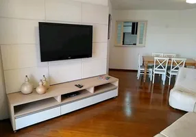 Foto 1 de Flat com 3 Quartos à venda, 130m² em Moema, São Paulo