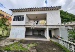 Foto 1 de Casa com 8 Quartos à venda, 463m² em Jardim Guanabara, Rio de Janeiro