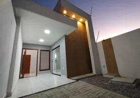 Foto 1 de Casa com 2 Quartos à venda, 69m² em Nova Esperança, Parnamirim