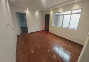 Foto 1 de Casa com 2 Quartos para alugar, 126m² em Vila Pires, Santo André