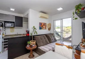 Foto 1 de Apartamento com 2 Quartos à venda, 53m² em Teresópolis, Porto Alegre
