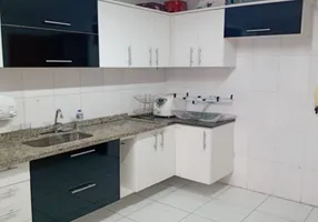 Foto 1 de Sobrado com 3 Quartos à venda, 130m² em Vila Antonieta, São Paulo