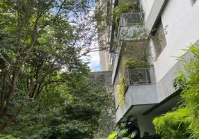 Foto 1 de Apartamento com 3 Quartos para alugar, 100m² em Real Parque, São Paulo