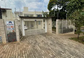 Foto 1 de Sobrado com 4 Quartos à venda, 308m² em Jardim Panorama, Umuarama