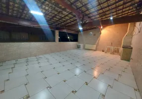 Foto 1 de Casa com 4 Quartos à venda, 250m² em Centro, Nilópolis