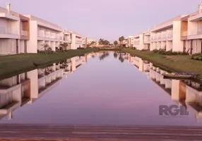 Foto 1 de Casa de Condomínio com 2 Quartos à venda, 120m² em Zona Nova, Capão da Canoa