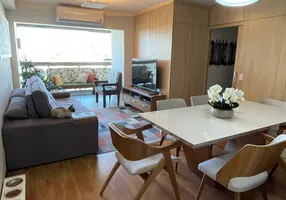 Foto 1 de Apartamento com 3 Quartos à venda, 94m² em Praia do Canto, Vitória