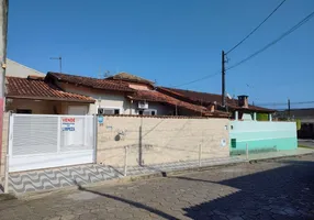 Foto 1 de Casa com 2 Quartos à venda, 66m² em Jardim Corumbá, Itanhaém