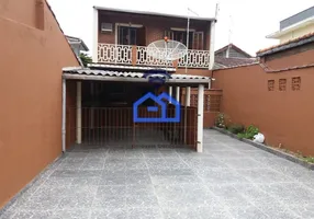 Foto 1 de Casa com 2 Quartos à venda, 43m² em Indaiá, Caraguatatuba