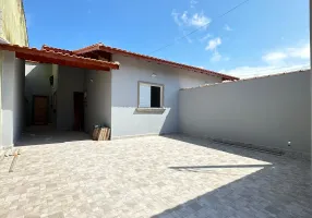 Foto 1 de Casa com 2 Quartos à venda, 78m² em Jardim Praia Grande, Mongaguá