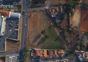 Foto 1 de Lote/Terreno à venda, 7000m² em Jardim Lucila, Tatuí