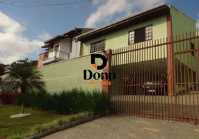Foto 1 de Sobrado com 3 Quartos para alugar, 180m² em Barreirinha, Curitiba