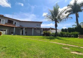 Foto 1 de Fazenda/Sítio com 3 Quartos à venda, 253m² em Ipanema do Meio, Aracoiaba da Serra