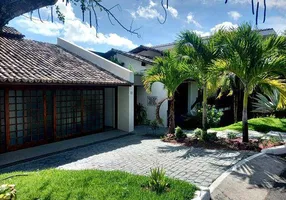 Foto 1 de Casa de Condomínio com 4 Quartos para alugar, 500m² em Jaguaribe, Salvador