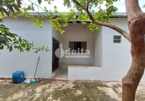 Foto 1 de Casa com 3 Quartos à venda, 110m² em Santa Mônica, Uberlândia