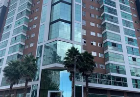 Foto 1 de Apartamento com 3 Quartos para alugar, 107m² em Atiradores, Joinville