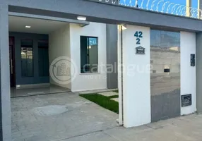 Foto 1 de Casa com 2 Quartos à venda, 66m² em Nova Esperança, Parnamirim