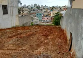 Foto 1 de Lote/Terreno à venda, 360m² em Riviera Fluminense, Macaé