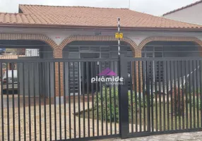 Foto 1 de Casa com 2 Quartos à venda, 280m² em Centro, Ubatuba