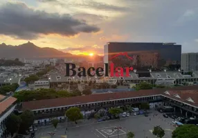 Foto 1 de Cobertura com 3 Quartos à venda, 100m² em Centro, Rio de Janeiro