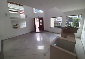 Foto 1 de Sobrado com 3 Quartos à venda, 283m² em Santana, São Paulo