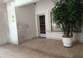 Foto 1 de Casa com 1 Quarto para alugar, 160m² em Jardim Londrilar, Londrina