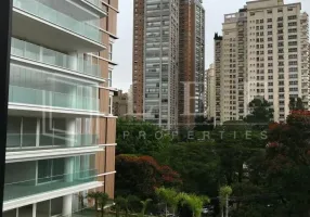 Foto 1 de Casa com 3 Quartos à venda, 233m² em Moema, São Paulo