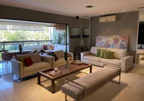 Foto 1 de Apartamento com 4 Quartos à venda, 234m² em Barra da Tijuca, Rio de Janeiro