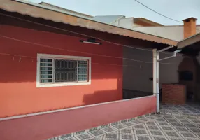 Foto 1 de Casa com 2 Quartos à venda, 250m² em Parque Senhor do Bonfim, Taubaté