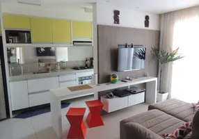 Foto 1 de Apartamento com 2 Quartos à venda, 66m² em Santa Cândida, Curitiba