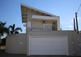 Foto 1 de Casa com 3 Quartos à venda, 256m² em SAO VICENTE II, Piracicaba