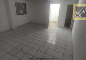 Foto 1 de Casa com 1 Quarto para alugar, 40m² em Parque São Lucas, São Paulo