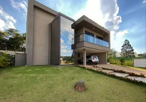 Foto 1 de Casa com 4 Quartos à venda, 350m² em Granja Viana, Carapicuíba