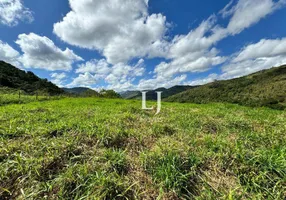 Foto 1 de Lote/Terreno à venda, 2614m² em Secretário, Petrópolis