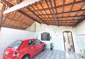 Foto 1 de Casa com 2 Quartos à venda, 67m² em Mirim, Praia Grande