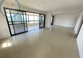 Foto 1 de Apartamento com 4 Quartos à venda, 270m² em Barra, Salvador