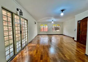 Foto 1 de Sobrado com 3 Quartos à venda, 270m² em Jardim França, São Paulo