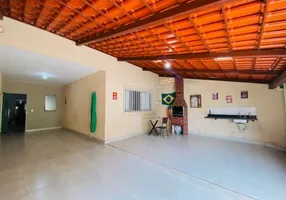 Foto 1 de Casa com 3 Quartos para venda ou aluguel, 120m² em Parque Pinheiros, Taboão da Serra