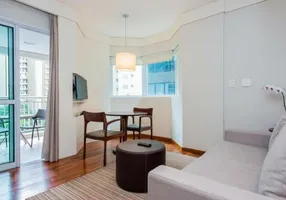 Foto 1 de Apartamento com 3 Quartos à venda, 125m² em Vila Olímpia, São Paulo