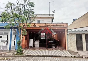 Foto 1 de Sobrado com 3 Quartos à venda, 200m² em Vila Urupês, Suzano