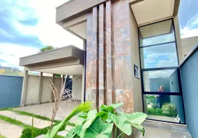 Foto 1 de Casa de Condomínio com 3 Quartos à venda, 280m² em Setor Habitacional Arniqueira, Brasília