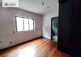 Foto 1 de Sobrado com 5 Quartos para venda ou aluguel, 520m² em Saúde, São Paulo